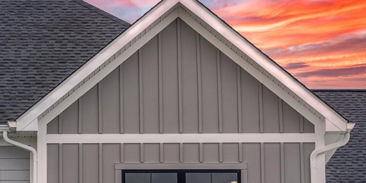 Board and Batten Siding: A Comprehensive Guide
